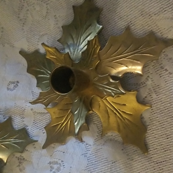 Vintage Brass Leaf Candlestick Holder-Made in India-Set of 2 - Picture 4 of 11